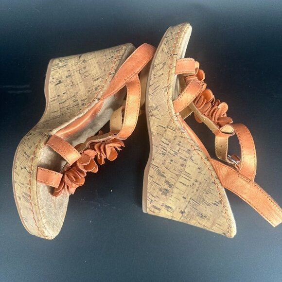 Born Concept Floral Orange Leather Slingback Wedge Heel Sandals - Size 8 - Picture 9 of 10